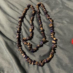Lapis lazuli chips necklace
